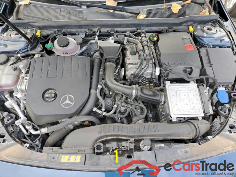 MERCEDES-BENZ CLA 1.3 CLA 250 E BUSINESS SOLUTION DCT #4