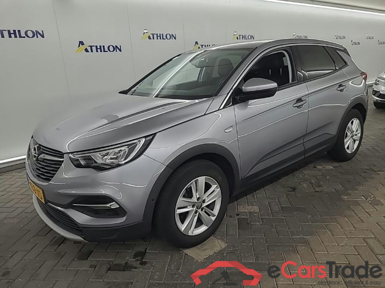OPEL Grandland X 1.2 Turbo S&S 96kW Bus. Executive Auto 5D